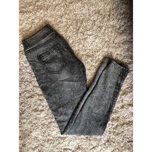 Destructed jeggings